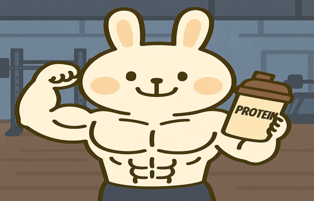 筋肉質なうさぎのキャラクター・みどりんがジムの中でプロテインシェイカーを持ち、右腕を力こぶでアピールしているイラスト